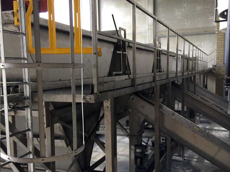 Inox Bordes / Loopbrug aan Putten West Vlaanderen