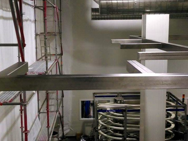 Pipe rack / buizenrek / pijpenrek West Vlaanderen -  Inox Ondersteuning voor Leidingtraject