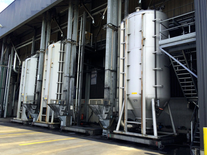 Trap met bordes rond filters West Vlaanderen 1